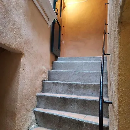 Grande Maison De Famille Cosy בית נופש Cruis